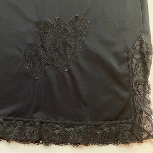 Vintage Dutchmaid Black Half Slip SZ 30S Side Splits Lace Accents Nylon